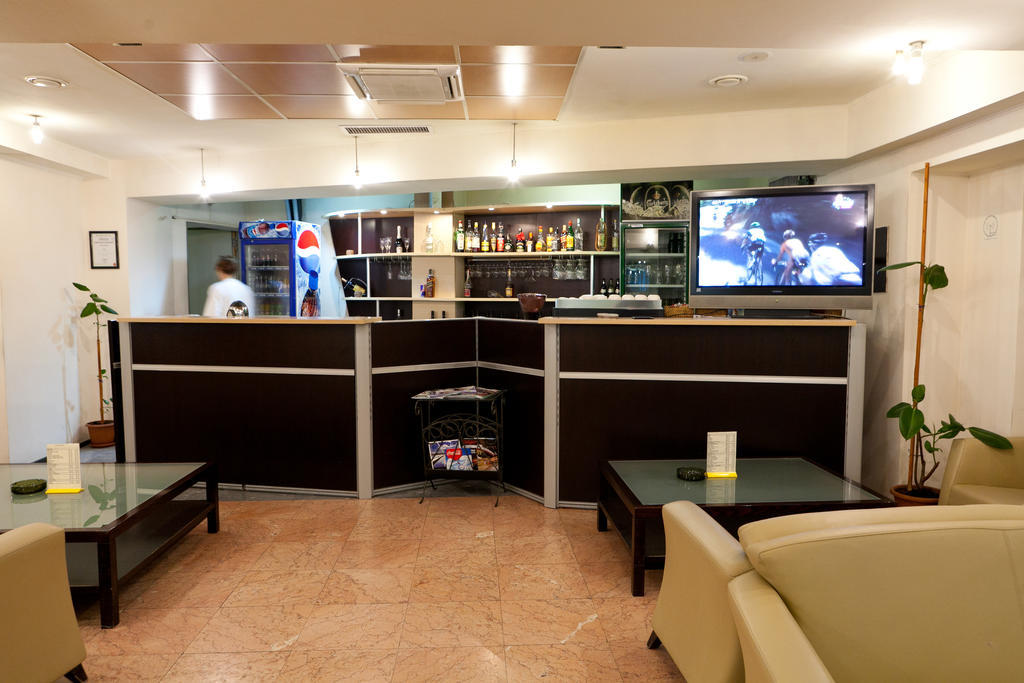 Hotel Dacia Rrt 부쿠레슈티 외부 사진